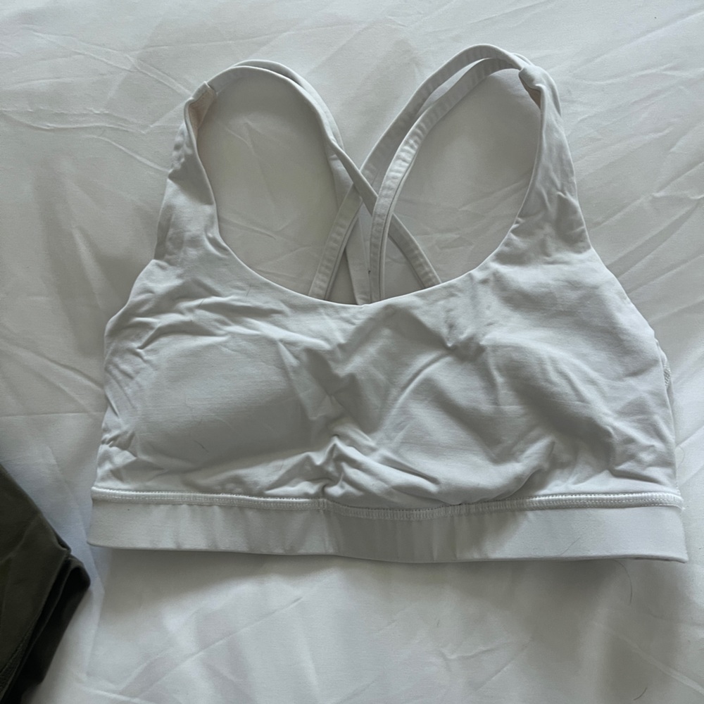 Lululemon energy bra size 8
